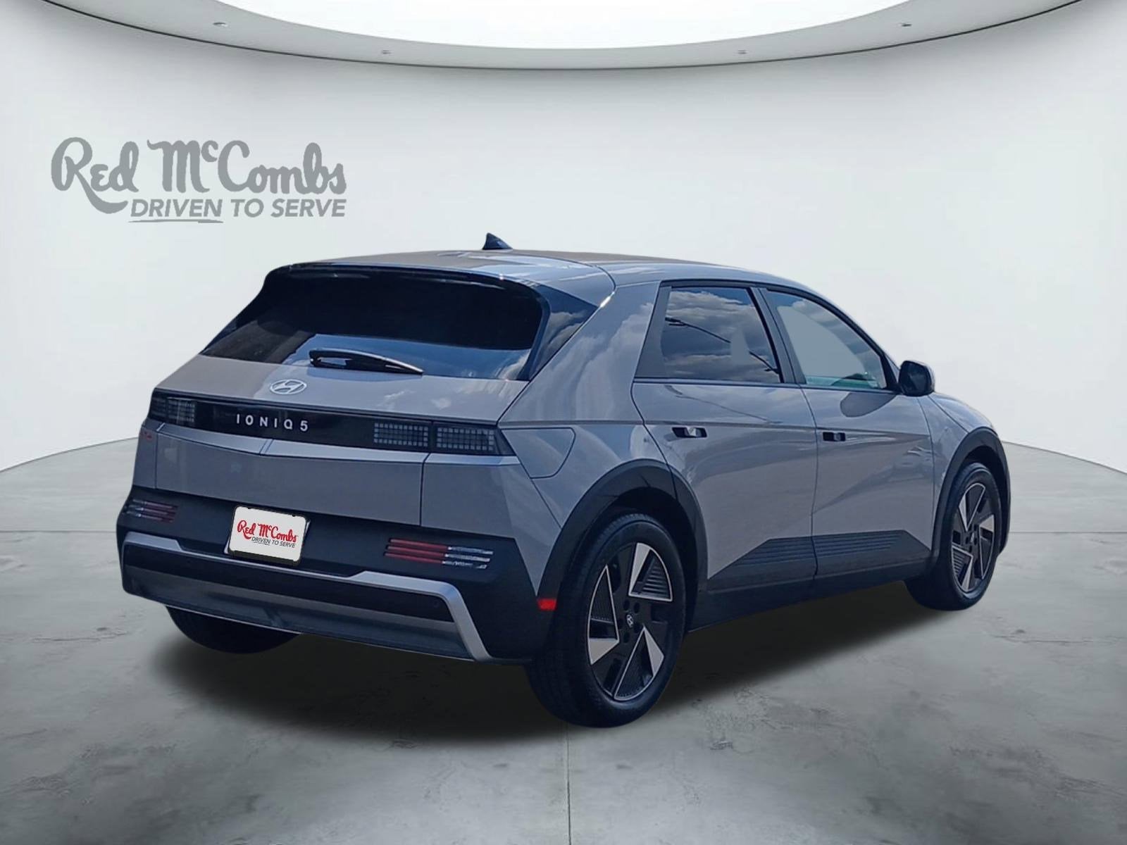 2025 Hyundai IONIQ 5 SE Standard Range