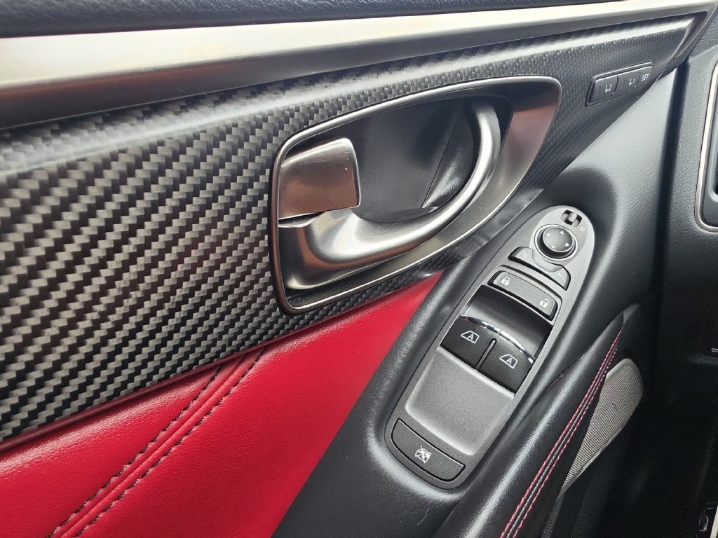 2021 INFINITI Q60 Red Sport 400
