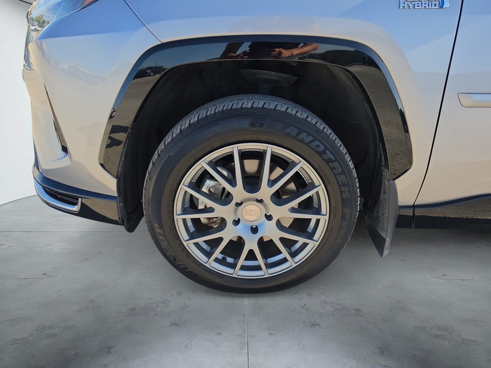 2024 Toyota RAV4 Prime SE