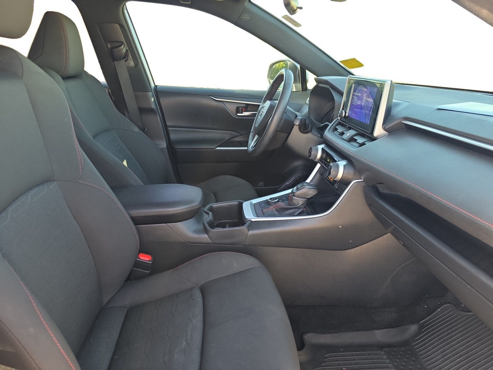 2024 Toyota RAV4 Prime SE