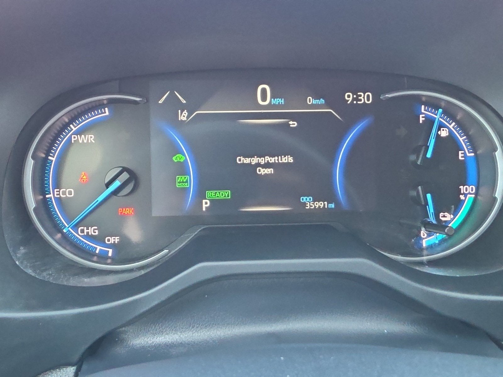 2024 Toyota RAV4 Prime SE