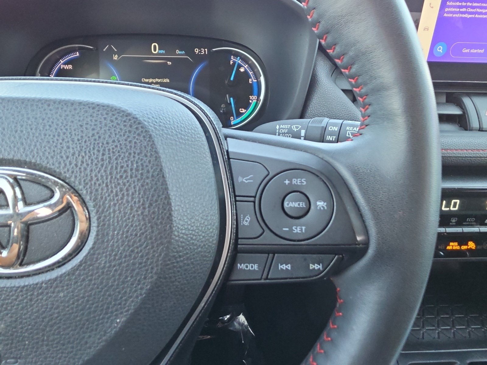 2024 Toyota RAV4 Prime SE