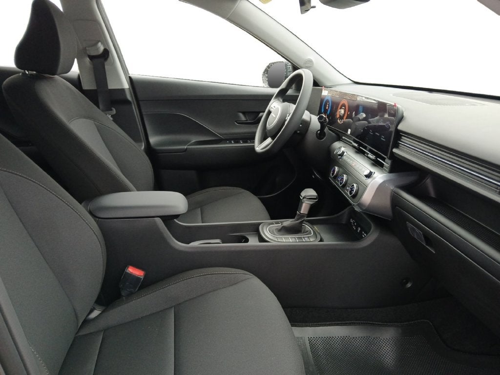 2027 Hyundai Kona SE