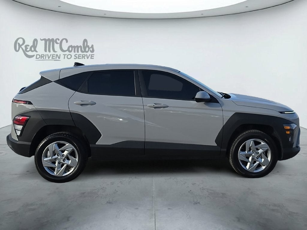 2024 Hyundai Kona SE