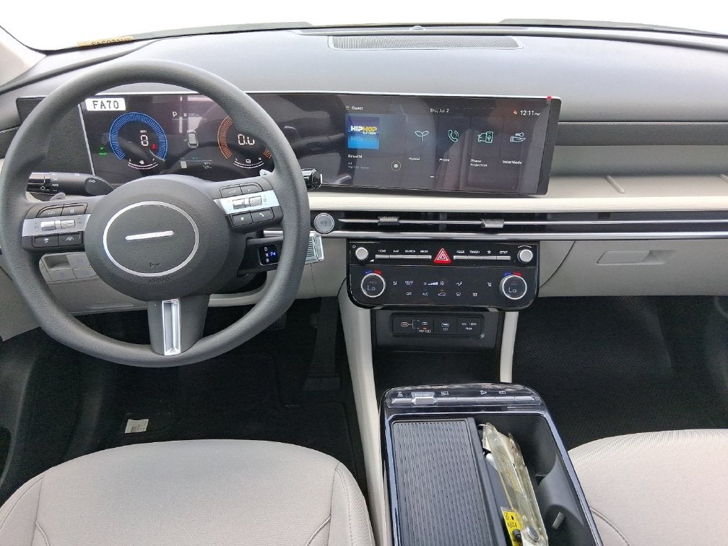2026 Hyundai Tucson Hybrid SEL