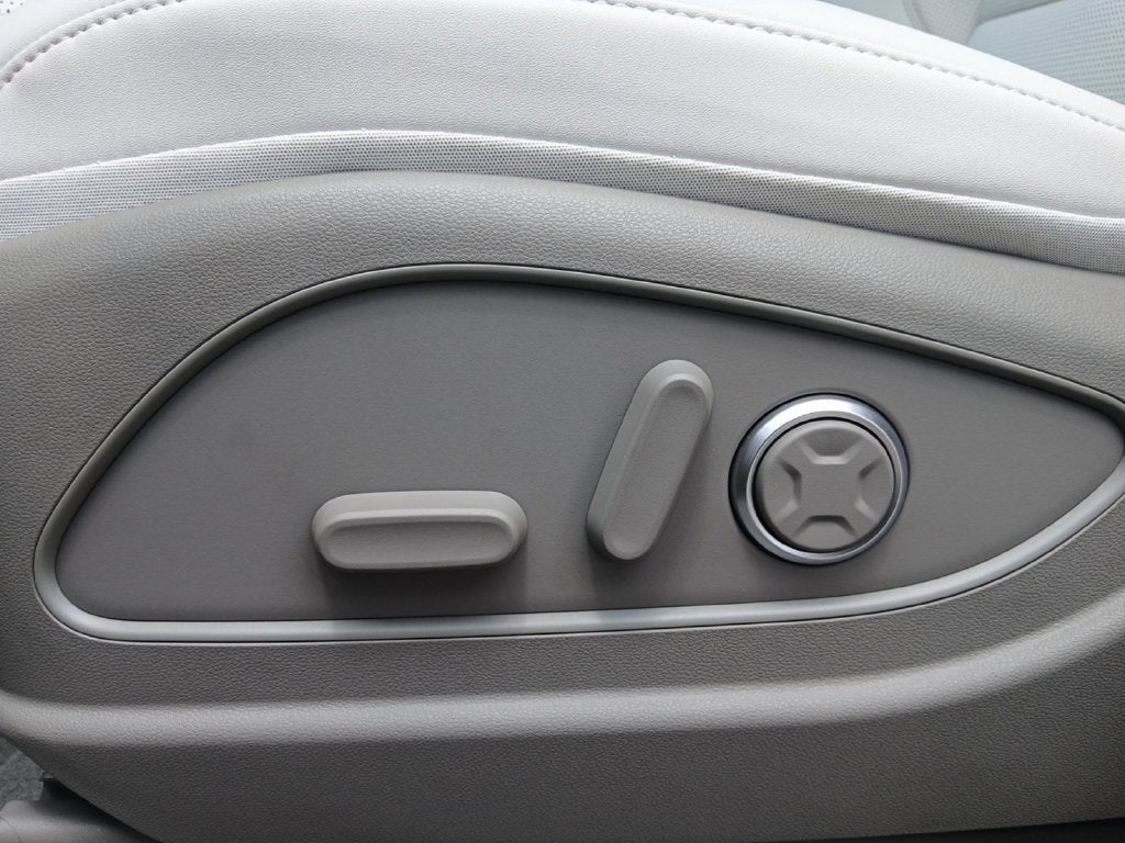 2026 Hyundai Palisade Hybrid Blue SEL Premium 8 Passenger