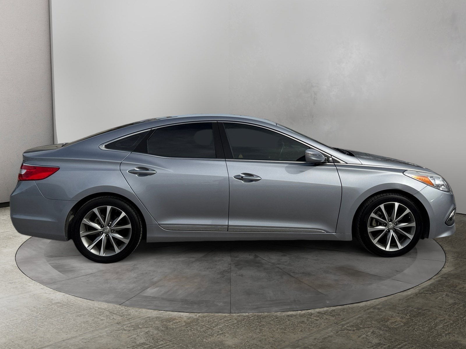 2016 Hyundai Azera Base