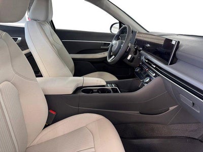 2025 Hyundai Sonata SEL Convenience