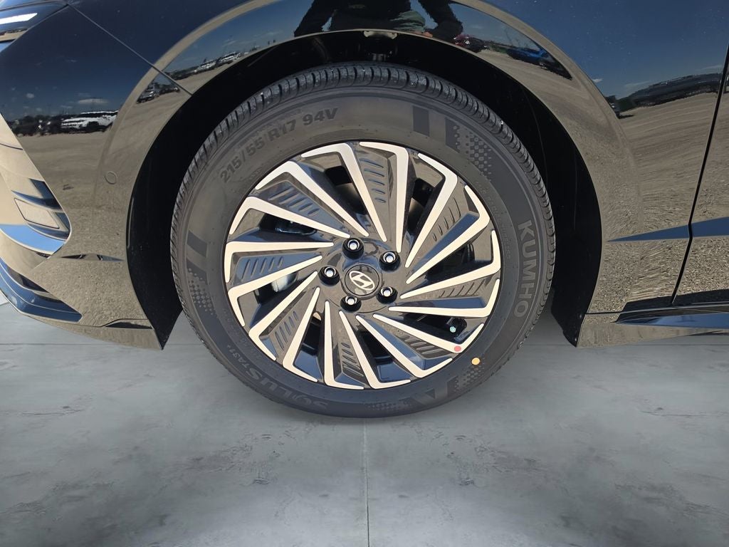 2026 Hyundai Sonata Hybrid Limited