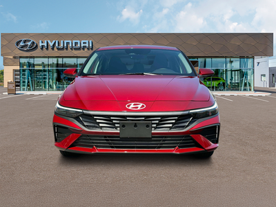 2025 Hyundai Elantra SE