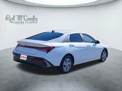 2026 Hyundai Elantra SE