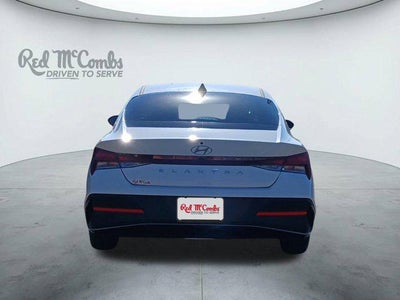 2026 Hyundai Elantra SE