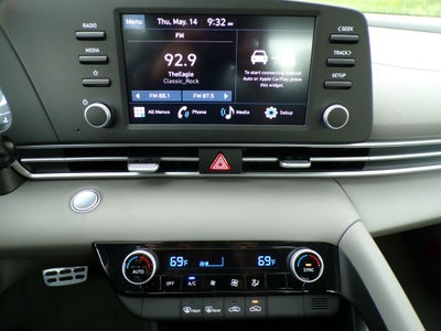 2026 Hyundai Elantra SEL Sport