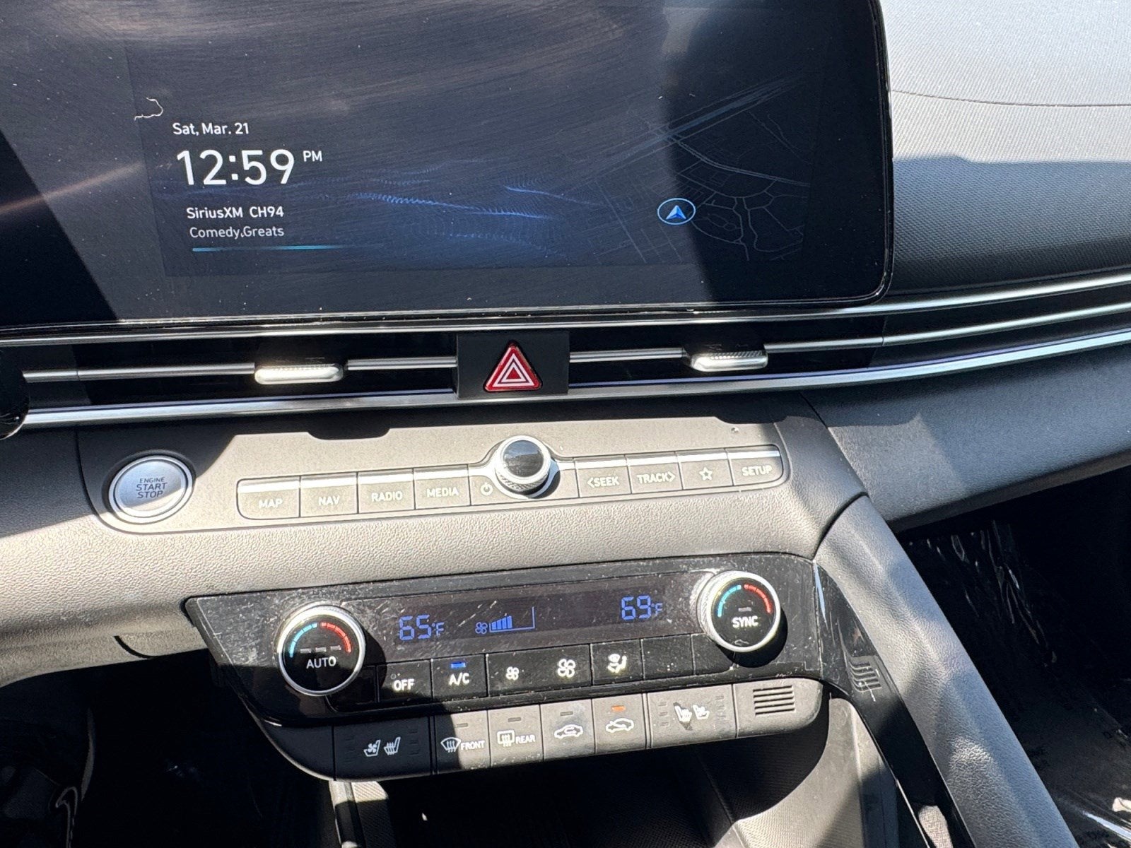 2025 Hyundai Elantra Hybrid Limited