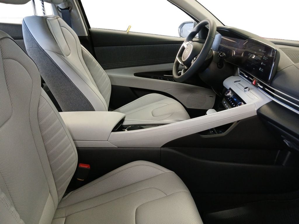 2026 Hyundai Elantra Hybrid Limited