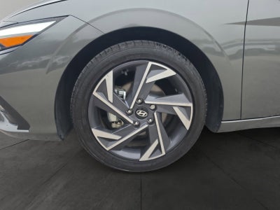 2024 Hyundai Elantra Hybrid Limited