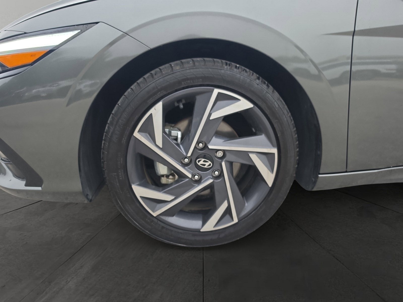 2024 Hyundai Elantra Hybrid Limited