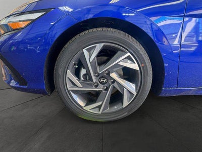 2025 Hyundai Elantra Limited