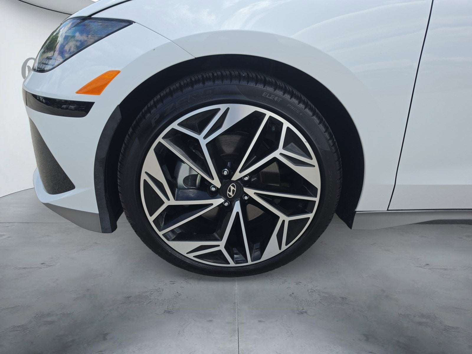2025 Hyundai IONIQ 6 SEL
