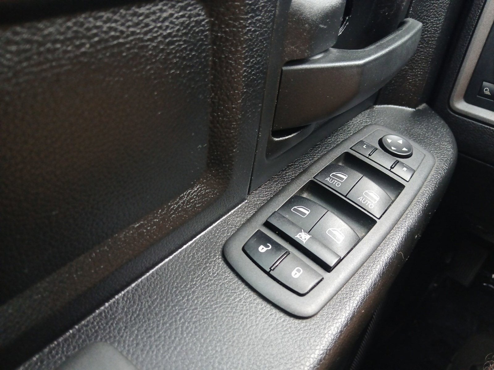 2022 RAM 1500 Classic Tradesman W/ REMOTE KEYLESS ENTRY W/ ALLSECURE