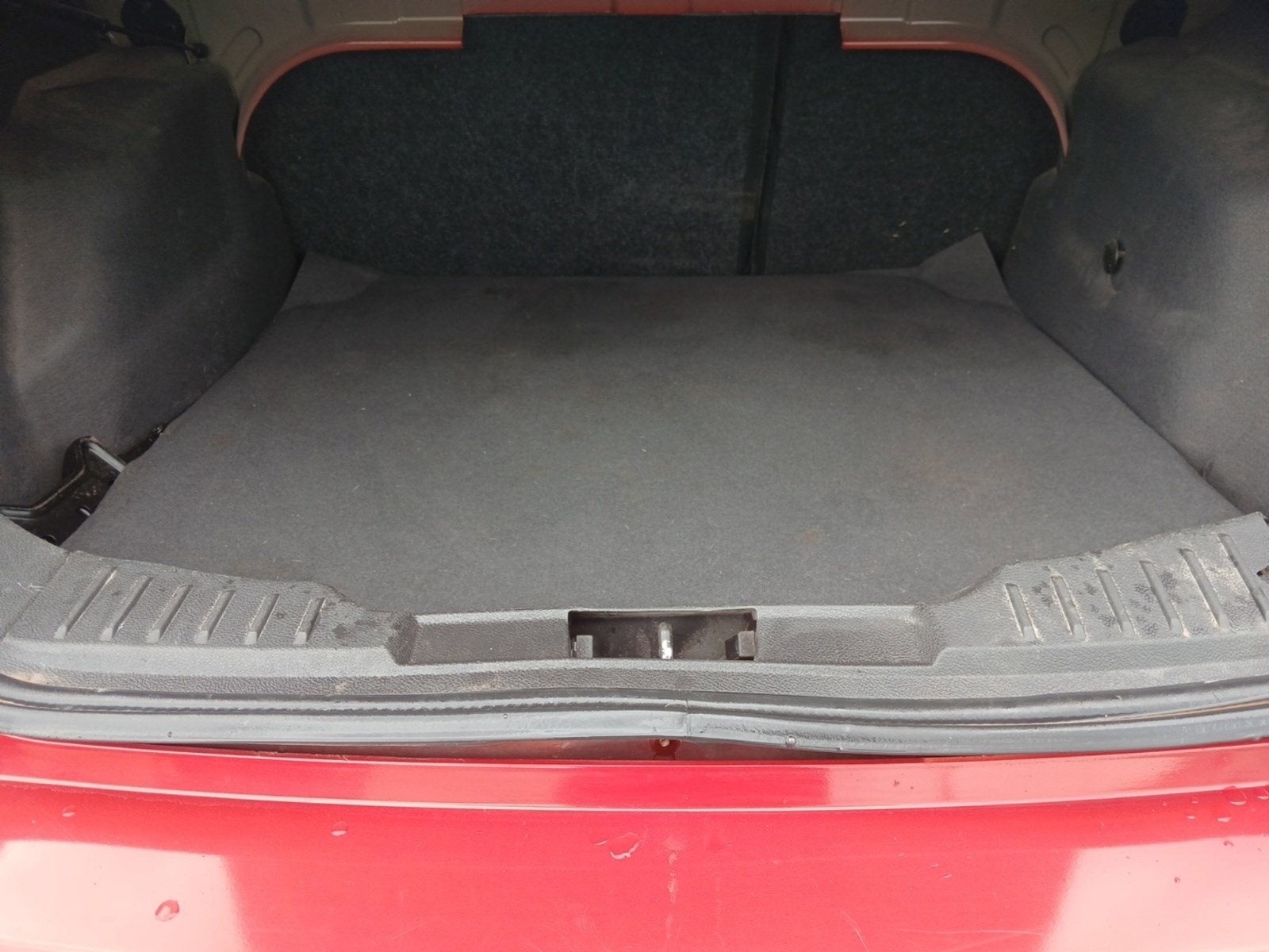 2018 Ford Focus SE W/ REARVIEW CAMERA & KEYLESS ENTRY