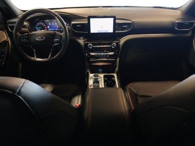 2024 Ford Explorer ST-Line