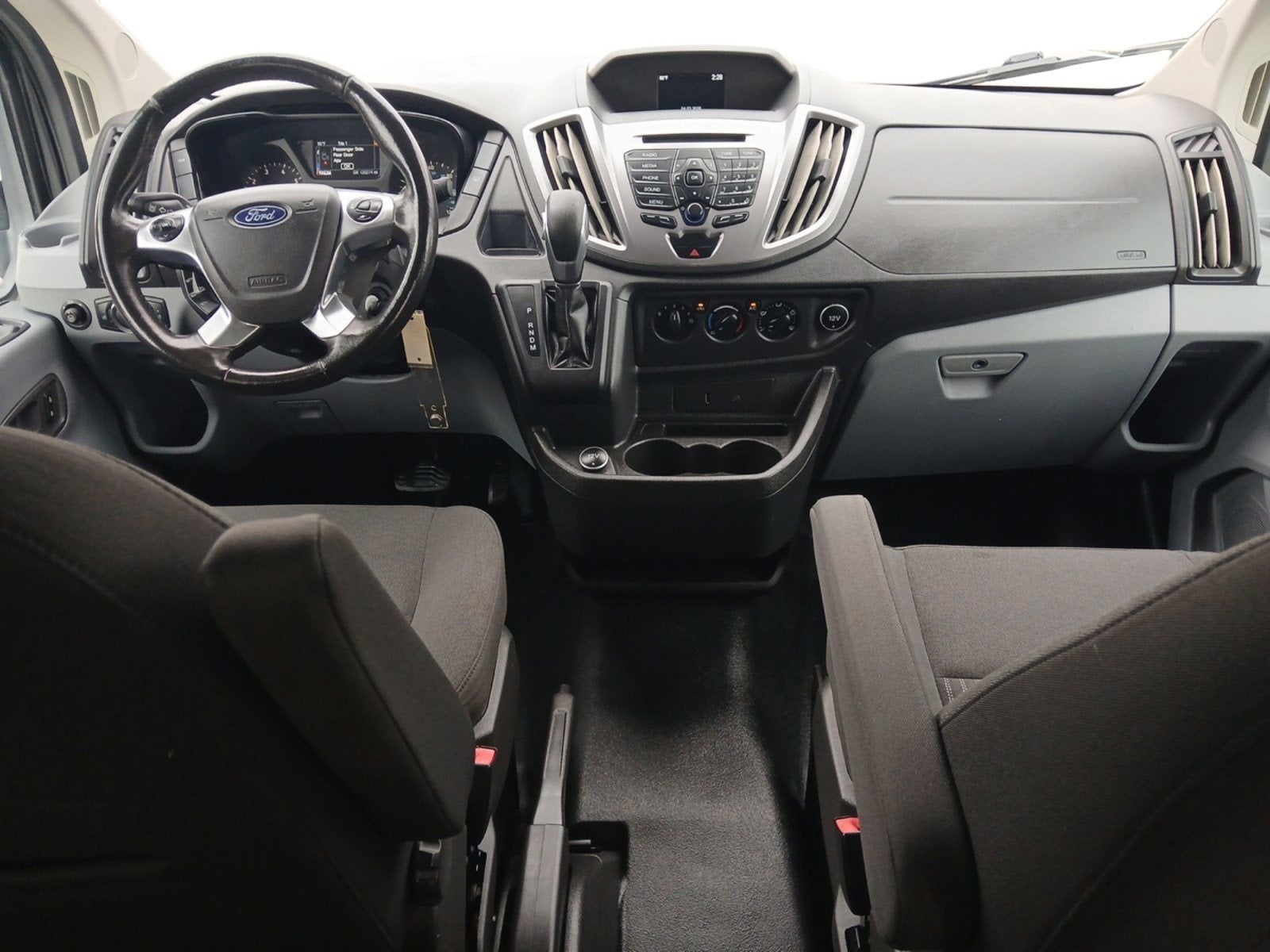 2018 Ford Transit-150 XLT 10 PASSENGER W/ REARVIEW CAMERA