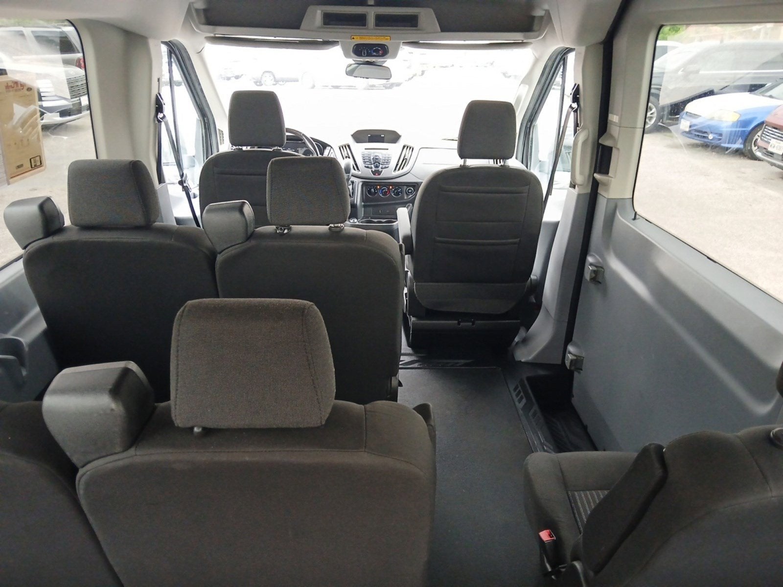 2018 Ford Transit-150 XLT 10 PASSENGER W/ REARVIEW CAMERA