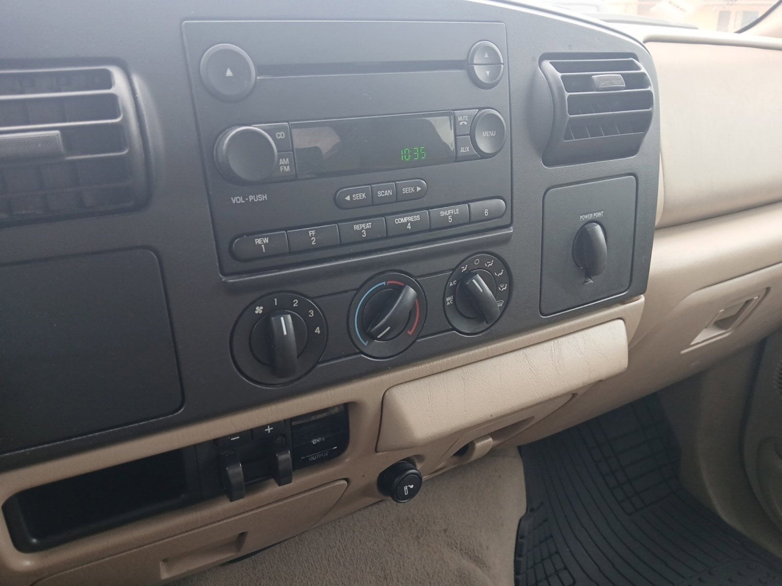 2005 Ford F-250SD XLT