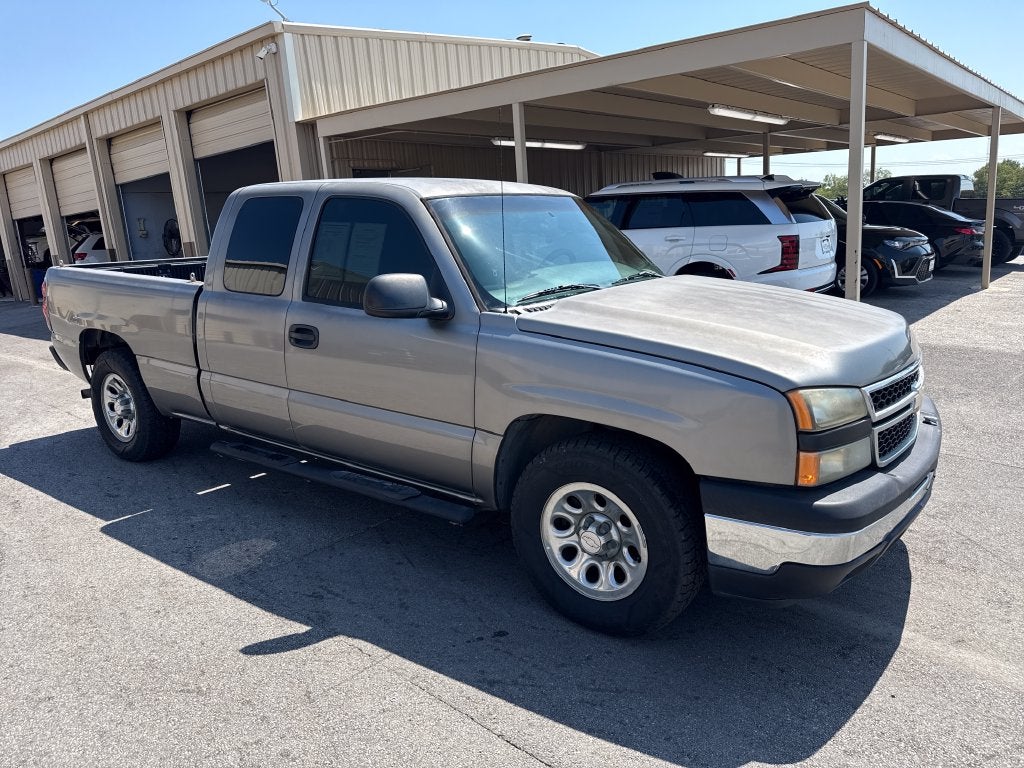 2006 Chevrolet Silverado 1500 LS