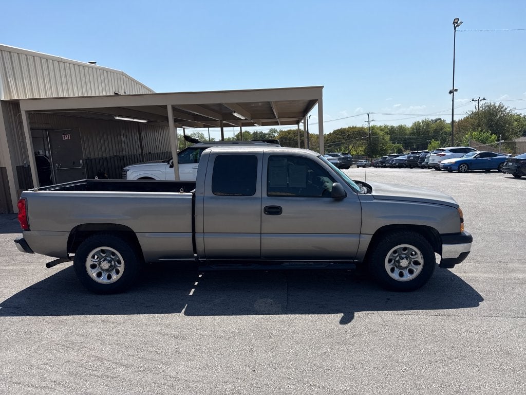 2006 Chevrolet Silverado 1500 LS