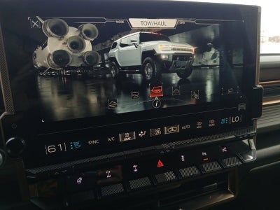 2025 GMC Hummer EV SUV 3X W/ WIRELESS APPLE CARPLAY & ANDROID AUTO