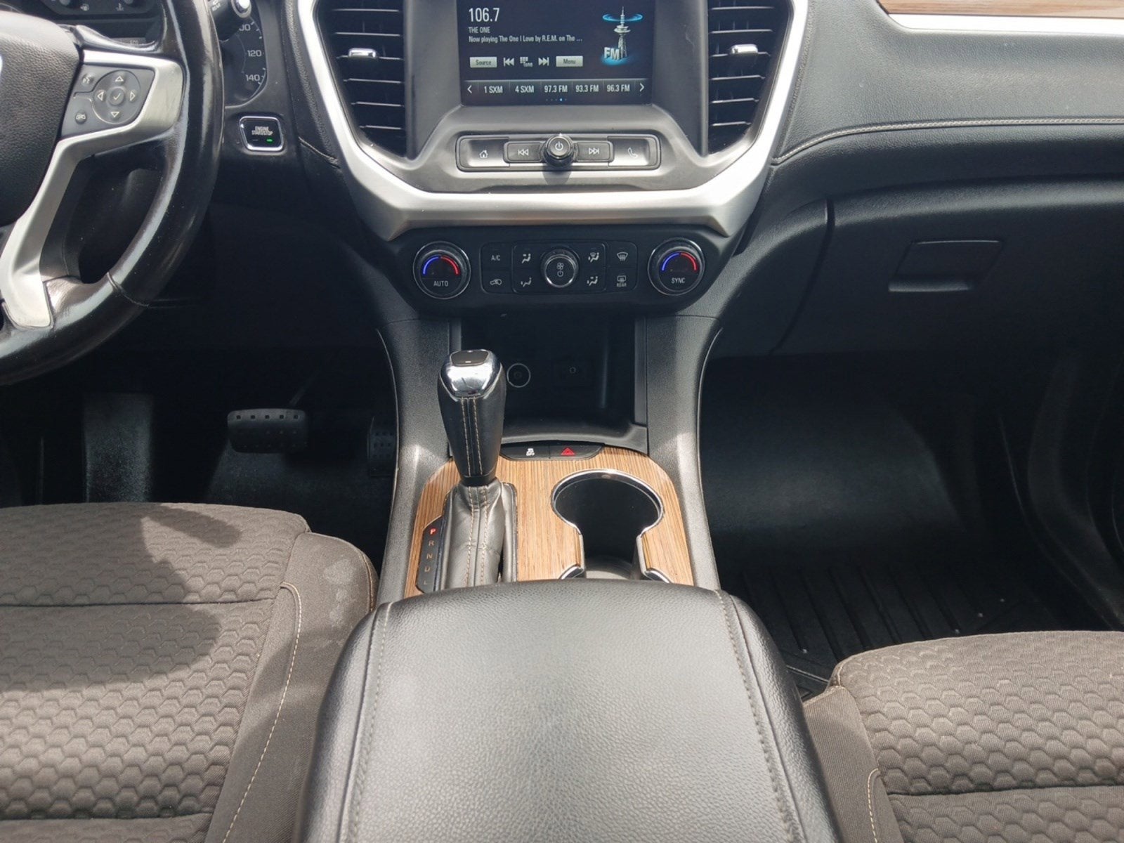 2019 GMC Acadia SLE-1