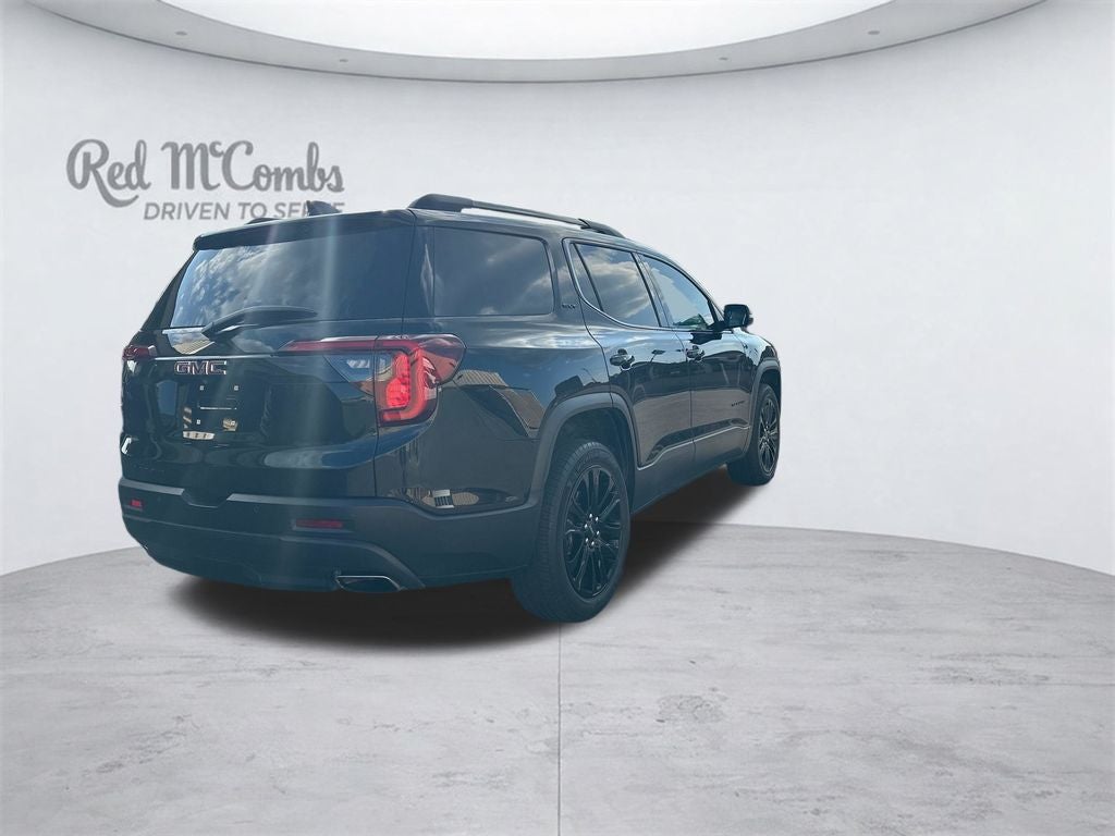 2022 GMC Acadia SLT