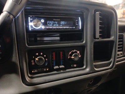 2006 GMC Sierra 1500 SLE1 W/ ELECTRONIC CRUISE CONTROL & POWER DOOR LOCKS