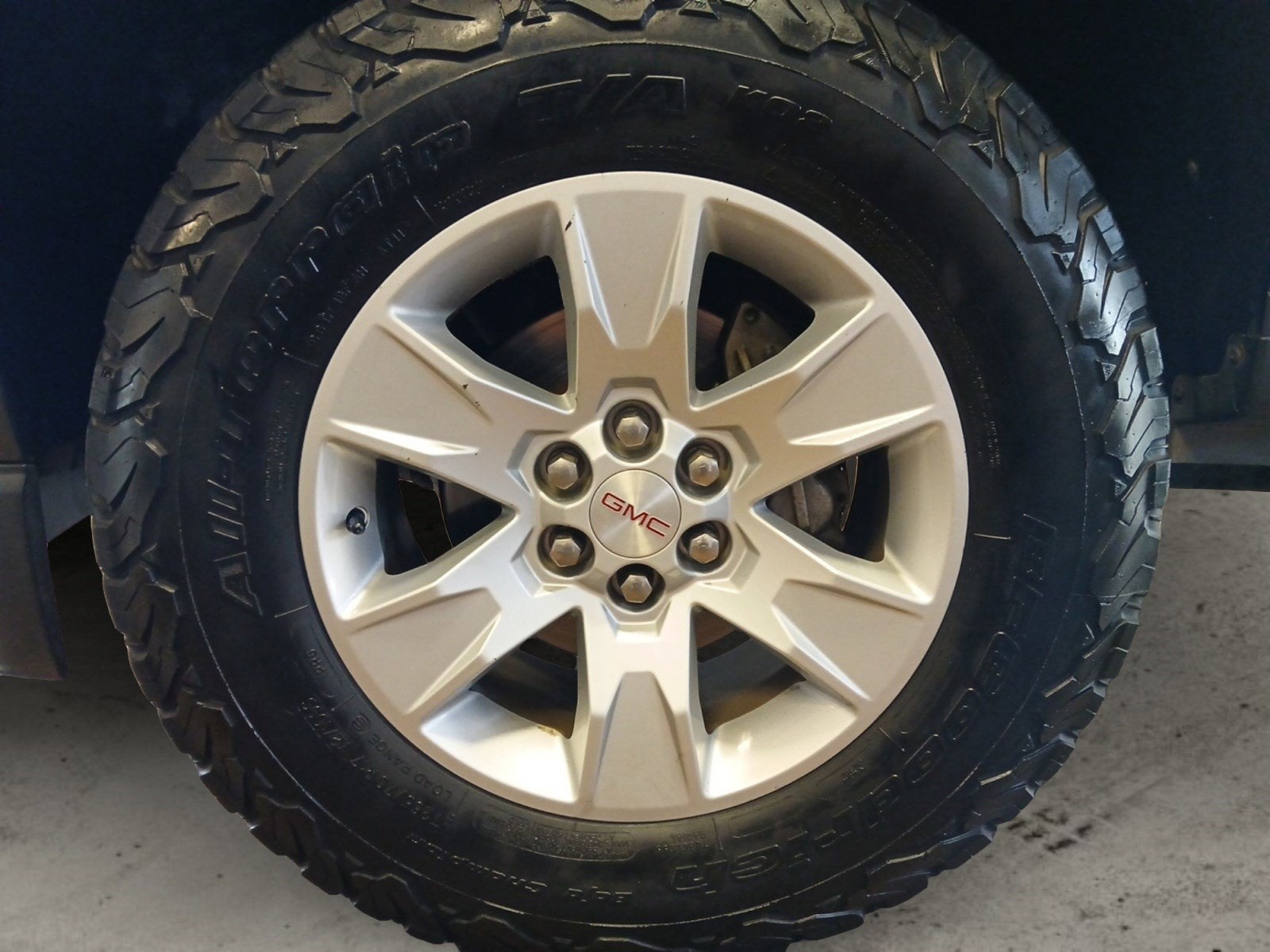 2017 GMC Canyon SLE1 W/ REAR VISION CAMERA & FOG LAMPS