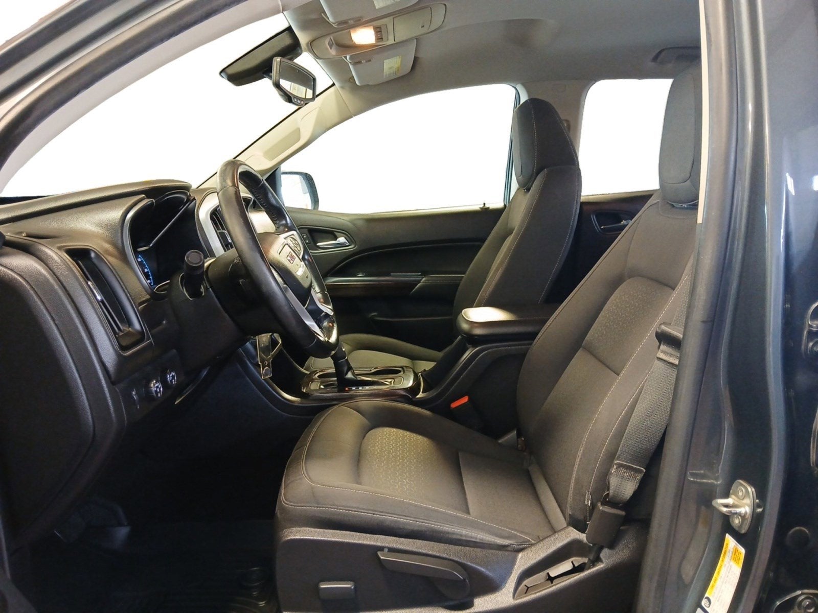 2017 GMC Canyon SLE1 W/ REAR VISION CAMERA & FOG LAMPS