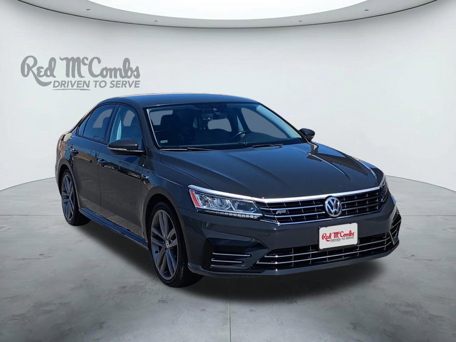 2018 Volkswagen Passat 2.0T R-Line W/ REARVIEW CAMERA & PERIMETER APPROACH LIGHTS