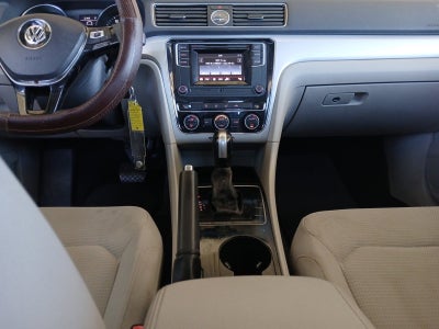 2016 Volkswagen Passat 1.8T S