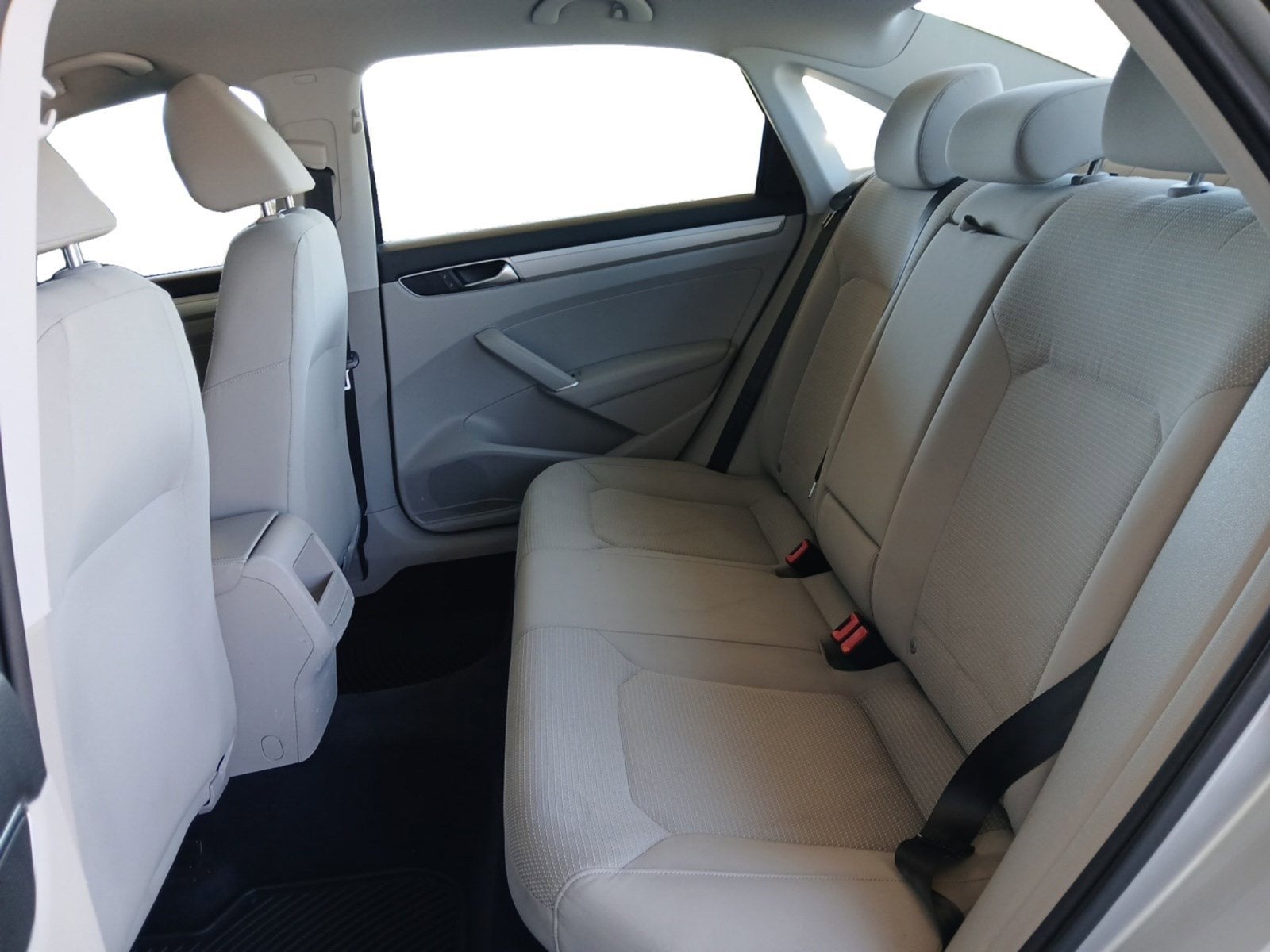 2016 Volkswagen Passat 1.8T S