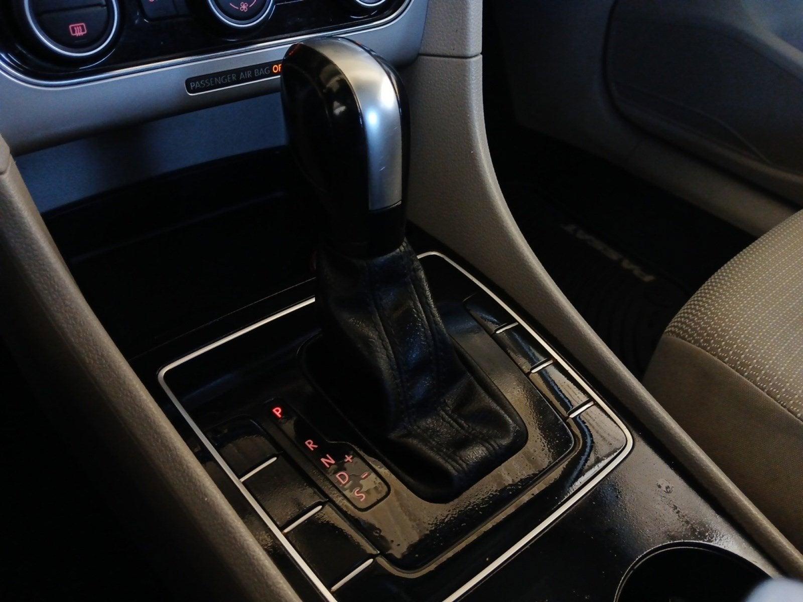 2016 Volkswagen Passat 1.8T S