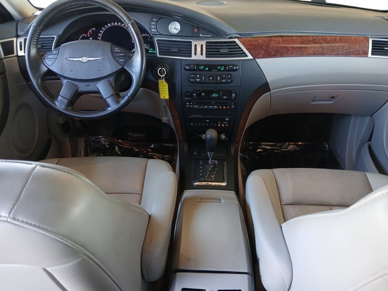 2007 Chrysler Pacifica Touring W/ POWER LIFTGATE & CRUISE CONTROL