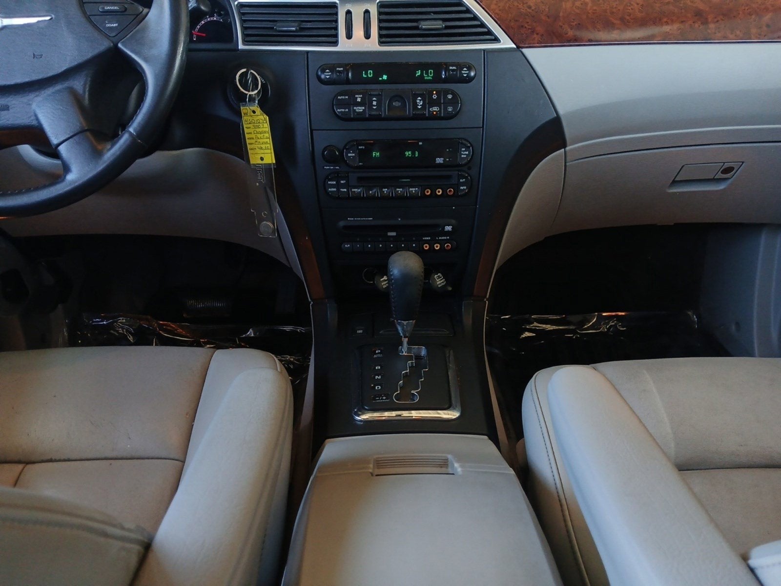 2007 Chrysler Pacifica Touring W/ POWER LIFTGATE & CRUISE CONTROL