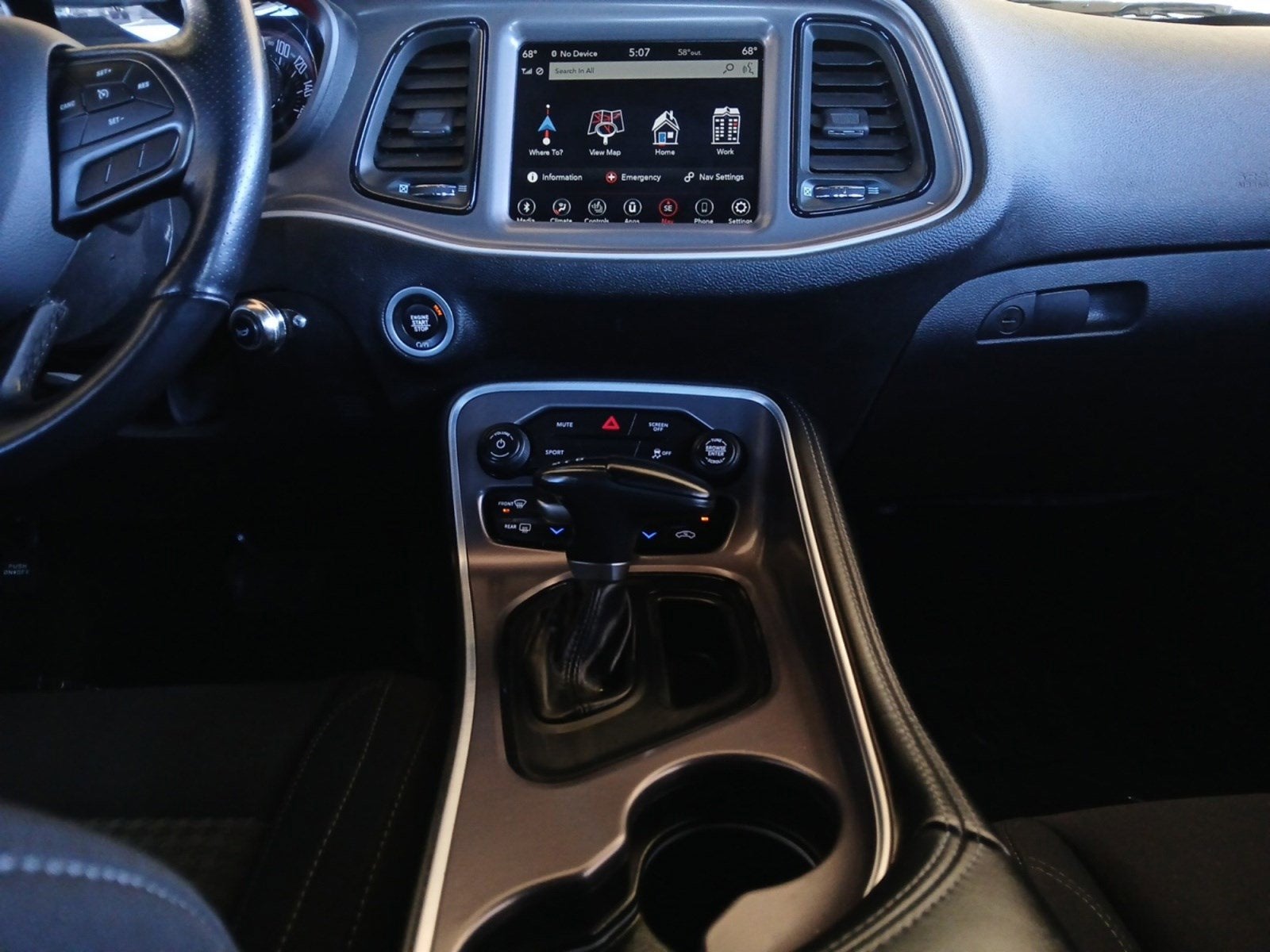 2022 Dodge Challenger SXT