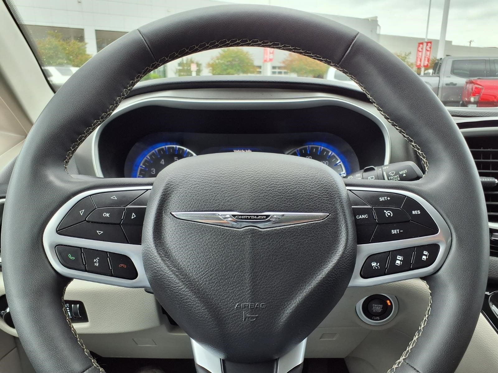 2024 Chrysler Pacifica Touring L
