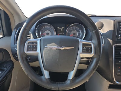 2012 Chrysler Town & Country Touring