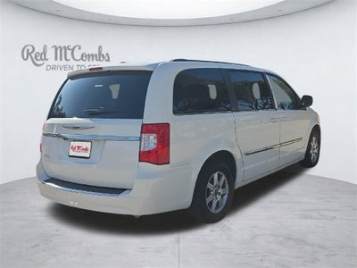 2012 Chrysler Town & Country Touring