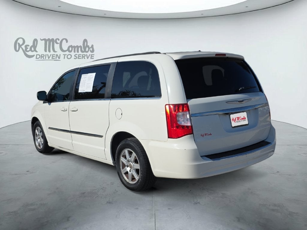 2012 Chrysler Town & Country Touring