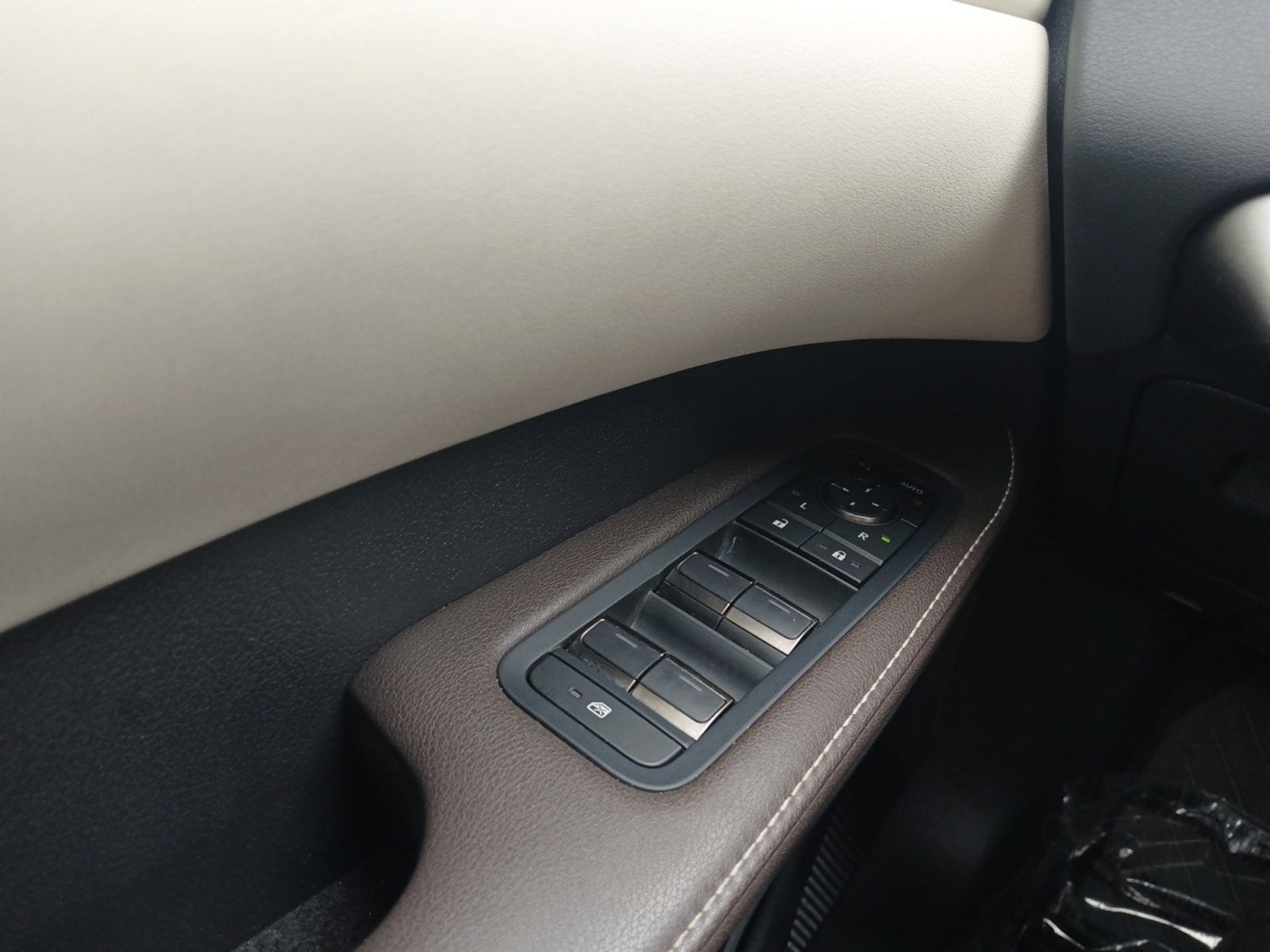 2024 Lexus RX 350 W/ WIRELESS APPLE CARPLAY & ANDROID AUTO