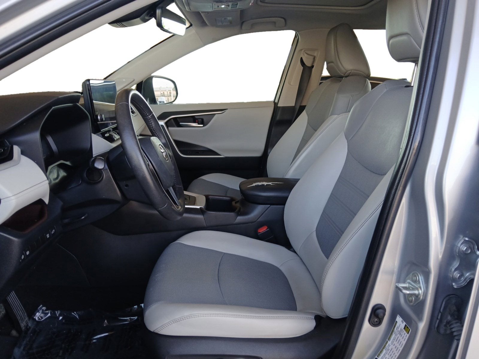 2023 Toyota RAV4 Hybrid Limited W/ BLIND SPOT MONITOR & PRE-COLLISION SYSTEM